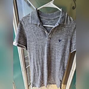 American Eagle flex size small shirt